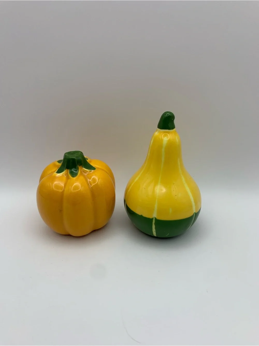 Pumpkin And Gourd Salt & Pepper Shaker Set Avon 1984 Fall Vintage Thanksgiving